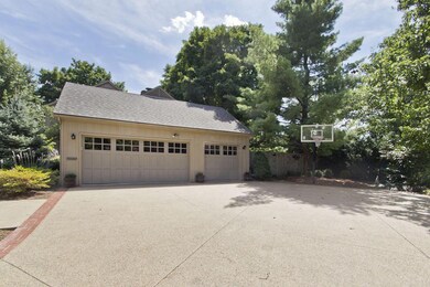 Attached 3 Car Garage