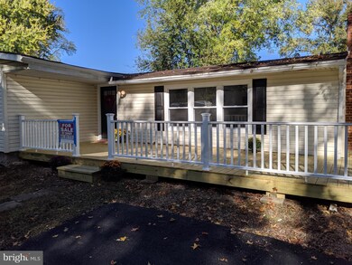 307 Flying Point Rd, Edgewood, MD 21040 - photo 2