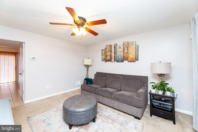 11563 Laurelwalk Dr, Laurel, MD 20708 - photo 4