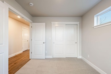 1433 NW Willow Parkway Rd unit 137, Madras, OR 97741 - photo 6