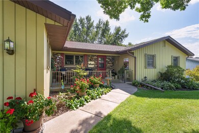 2215 Hatch St, Eau Claire, WI 54701 - photo 4