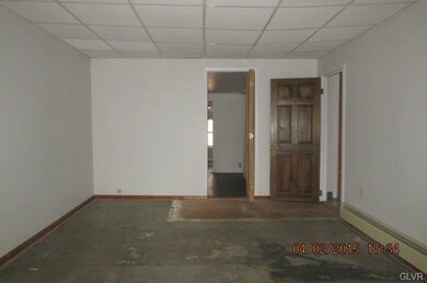 450 Stoneridge Rd, Emmaus, PA 18049 - photo 7