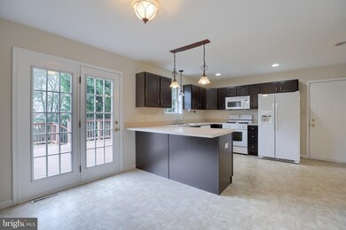 23 Ferndale Rd, Seven Valleys, PA 17360 - photo 6