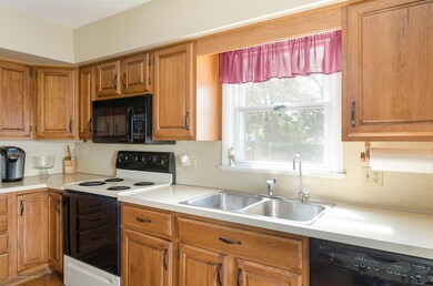3425-Sylvan-Rd-Lansing-MI-48917-4
