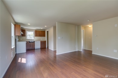 202 74th St SE, Everett, WA 98203 - photo 7