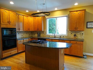 75 Delancy Ct, Phoenixville, PA 19460 - photo 7