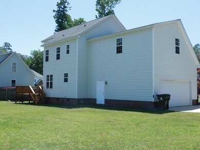 649 Merchant Dr, Winterville, NC 28590 - photo 3