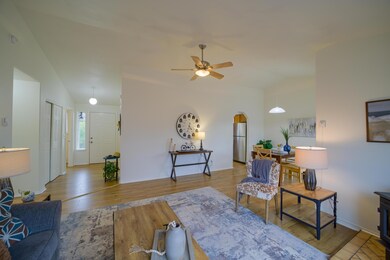 2014 SW 30th St, Redmond, OR 97756 - photo 7