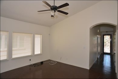 13582 Everingham Dr, Horizon City, TX 79928 - photo 4