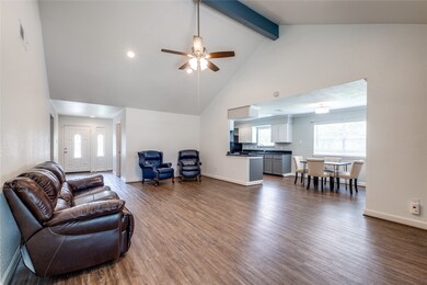 3918 R V Mayfield Dr, Houston, TX 77088 - photo 3