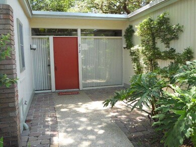 212 Magnolia Ave, Saint Simons Island, GA 31522 - photo 2