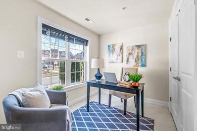 667 Pullman Place, Gaithersburg, MD 20877 - photo 2