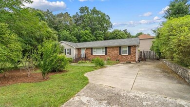 2113 Whites Mill Rd, High Point, NC 27265 - photo 3