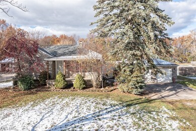 4862 Royalwood Rd, North Royalton, OH 44133 - photo 2