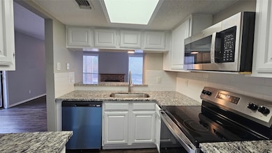 2117 Park Willow Ln unit C, Arlington, TX 76011 - photo 6