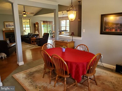 181 Augusta Dr, Honey Brook, PA 19344 - photo 4