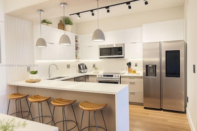 711 Crandon Blvd unit 401, Key Biscayne, FL 33149 - photo 3