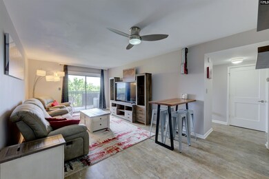 Hermitage unit 710, Columbia, SC 29205 - photo 7