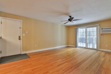 4 Autumn Leaf Dr unit 8, Nashua, NH 03060 - photo 5