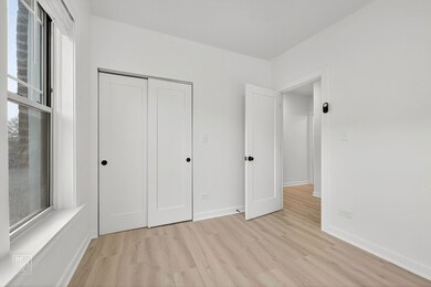 6975 N Bell Ave unit 2, Chicago, IL 60645 - photo 7