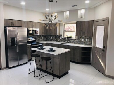 3302 S Sugar Rd unit A, Edinburg, TX 78539 - photo 3