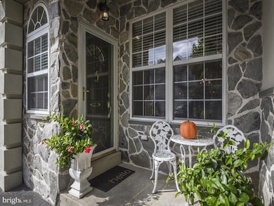 156 Meadow View Ln, Lansdale, PA 19446 - photo 3