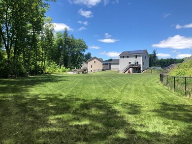 19 Downy Cir, Fitchburg, MA 01420 - photo 3