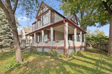 3-web-or-mls-7249 - 331 S 8th St_003