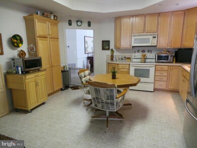 314 Hamlet Cir, Edgewater, MD 21037 - photo 5