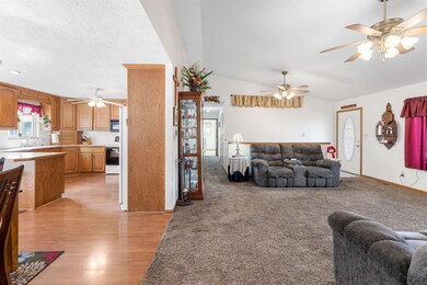 1238 Sapphire Ln, Lindsborg, KS 67456 - photo 5