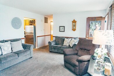 250 Walnut Ln, Crown Point, IN 46307 - photo 7