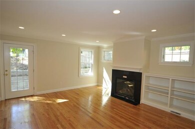 71 Washington St unit 1, Wellesley, MA 02481 - photo 2