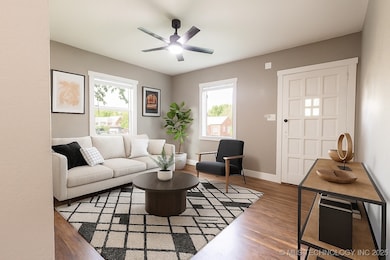 812 N Delaware Place, Tulsa, OK 74110 - photo 7