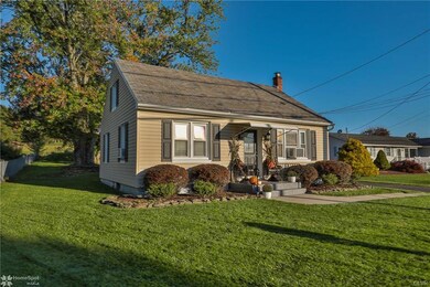 622 Hahn Rd, Nazareth, PA 18064 - photo 2