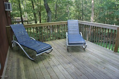 102 Broadmoor Dr, Hawley, PA 18428 - photo 5