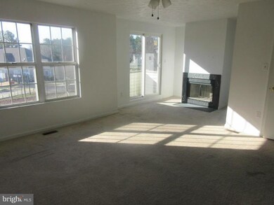46353 Columbus Dr unit 407, Lexington Park, MD 20653 - photo 6