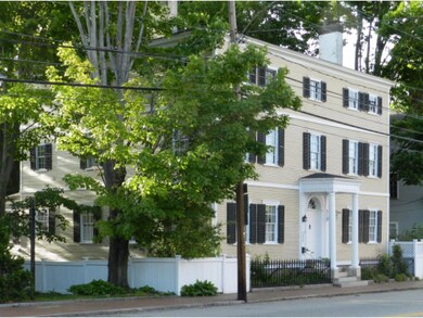 298 Middle St, Portsmouth, NH 03801 - photo 2