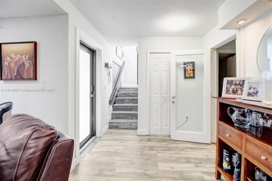 6604 SW 113th Ave, Miami, FL 33173 - photo 4