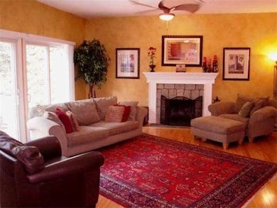 43 Old Stable Dr, Mansfield, MA 02048 - photo 6