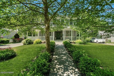 214 W Sarah St, Milford, PA 18337 - photo 2