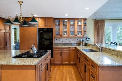 25 Cider Mill Rd, Framingham, MA 01701 - photo 5