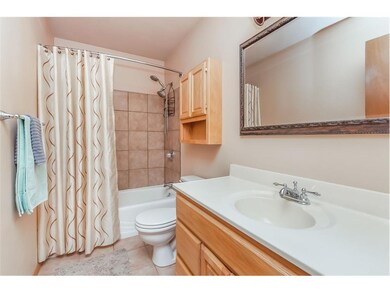 2812 Schultz Dr NW, Cedar Rapids, IA 52405 - photo 7