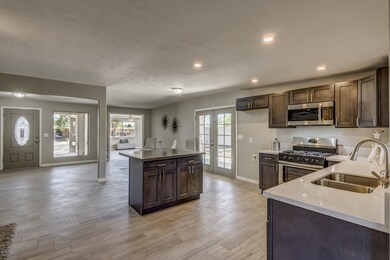 9421 E Deer Trail Pl__034