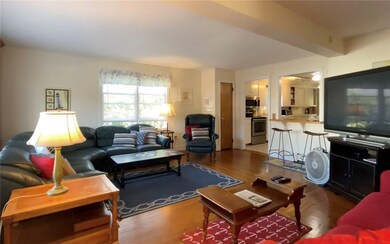 20 Annandale Rd unit 1, Newport, RI 02840 - photo 2