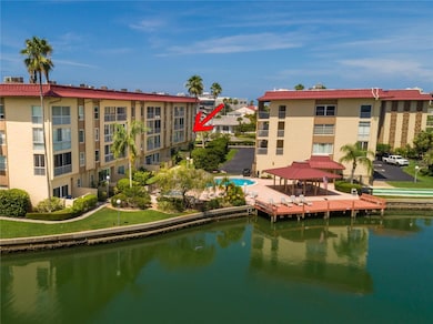 105 Island Way unit 131, Clearwater Beach, FL 33767 - photo 2