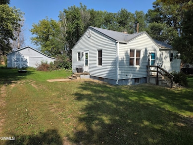 324 2nd Ave W, Flasher, ND 58535 - photo 2