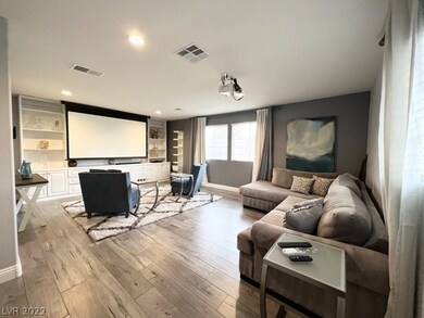 Huge family room can be an additional bedroom, med