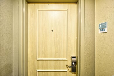 102 S Ocean Blvd unit 904, Myrtle Beach, SC 29577 - photo 5