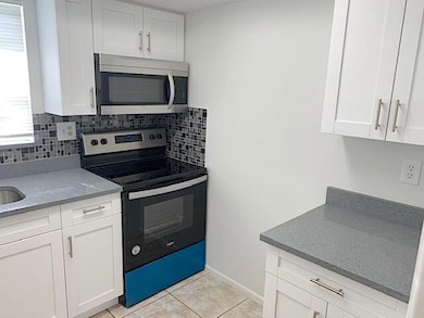 2667 Emory Dr W unit H, West Palm Beach, FL 33415 - photo 5