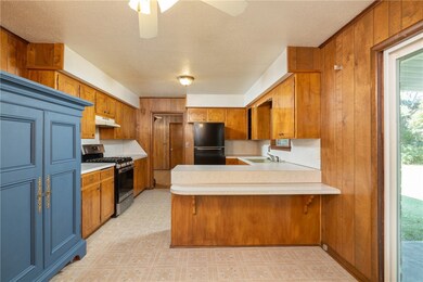 Eat in Dining is Large!